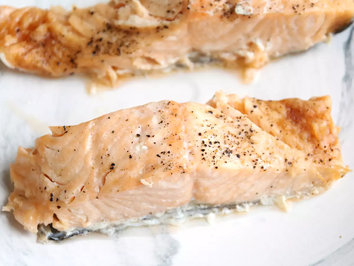 Bagaimana cara memasak salmon di dalam microwave? - foto 3