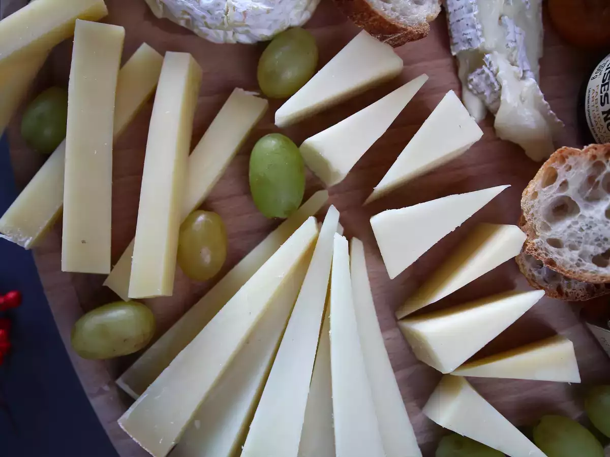 Bagaimana cara membuat piring keju? - foto 3