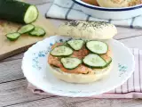 Bagel Salmon dengan Mentimun dan Keju Krim, foto 2