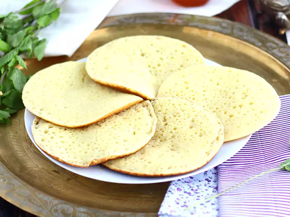 Baghrir, pancake Maroko dengan seribu lubang - foto 2