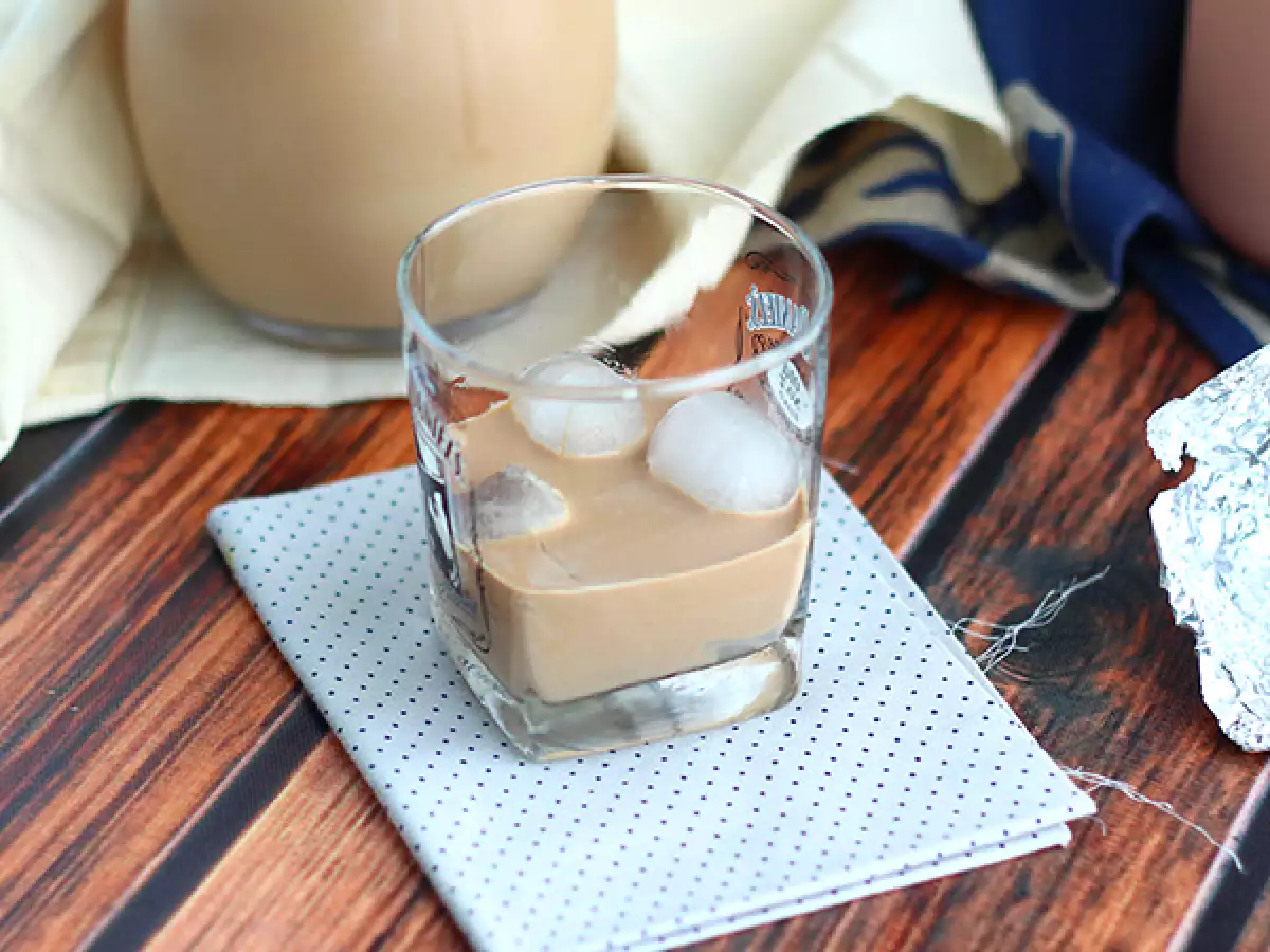 Baileys rumahan, minuman keras wiski Irlandia