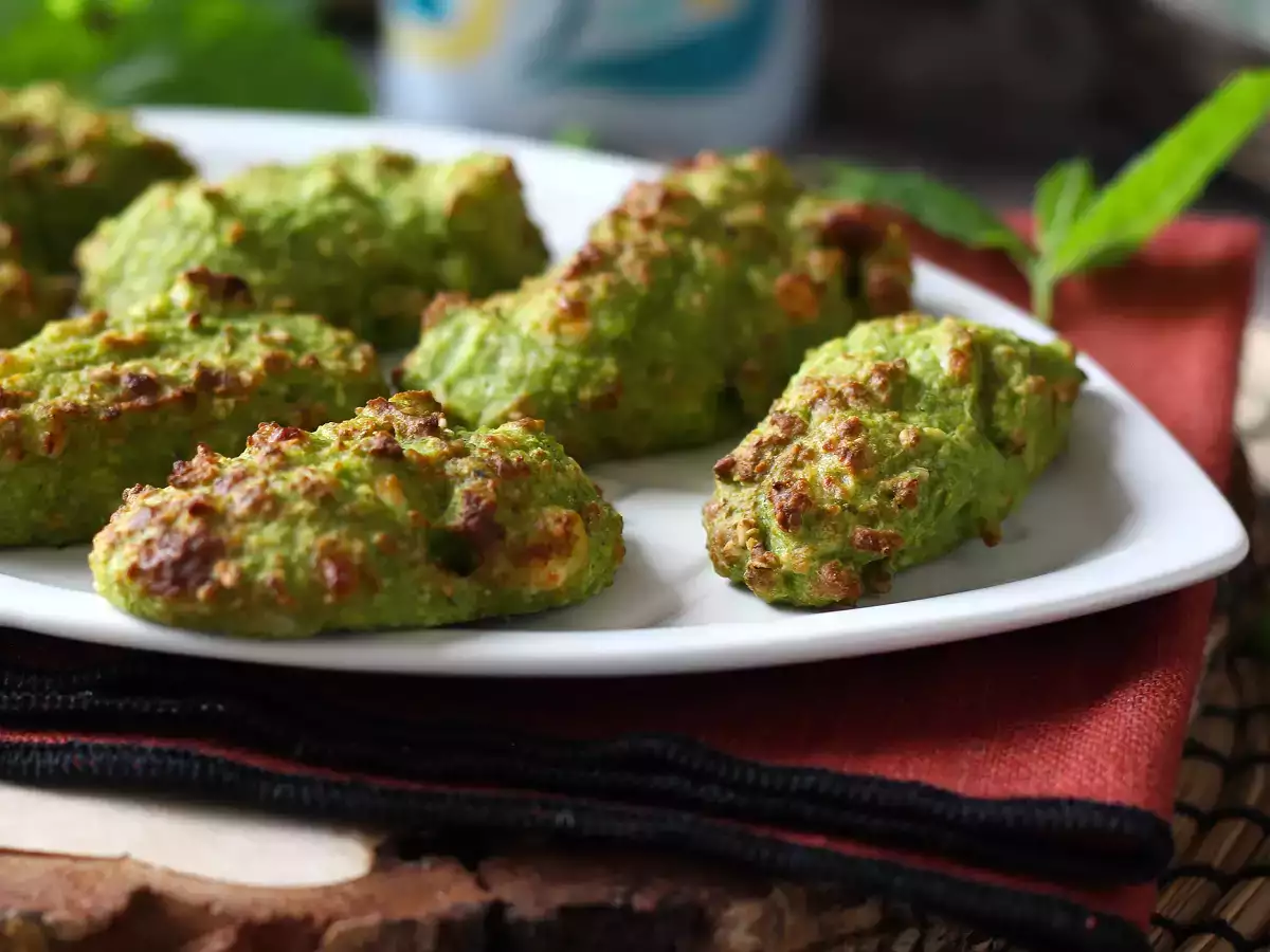 Bakso kacang polong dan feta dalam penggorengan udara: lezat dan sangat cepat disiapkan! - foto 3