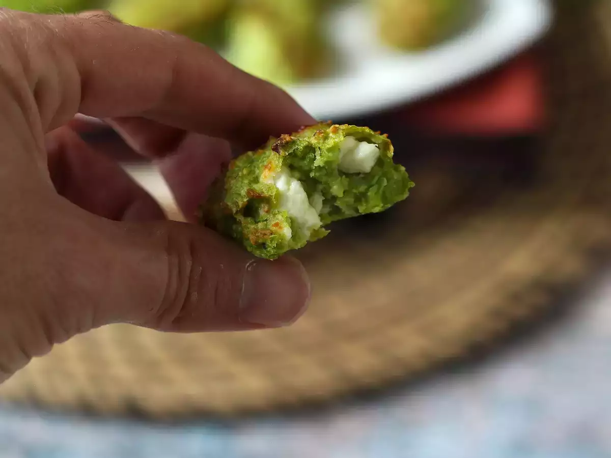 Bakso kacang polong dan feta dalam penggorengan udara: lezat dan sangat cepat disiapkan! - foto 6