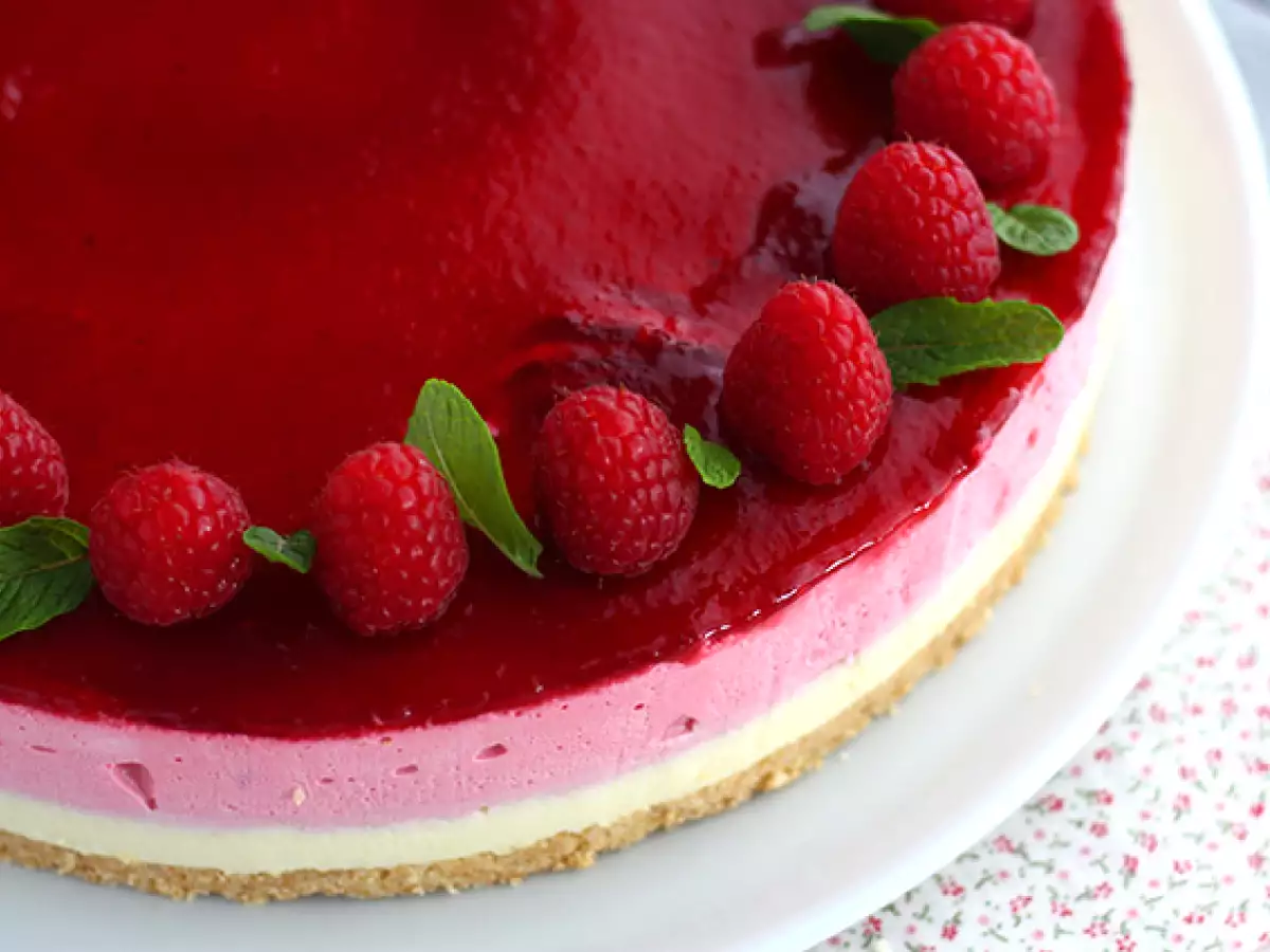 Bavarois raspberry cokelat putih (langkah-langkah dan video) - foto 4