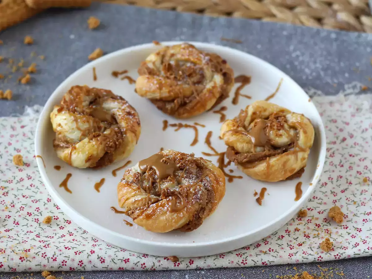 Biskuit Puff Pastry Spekuk yang Mudah dan Cepat Dibuat