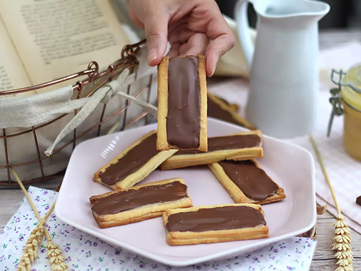 Biskuit Twix dengan Karamel dan Cokelat Susu - foto 3