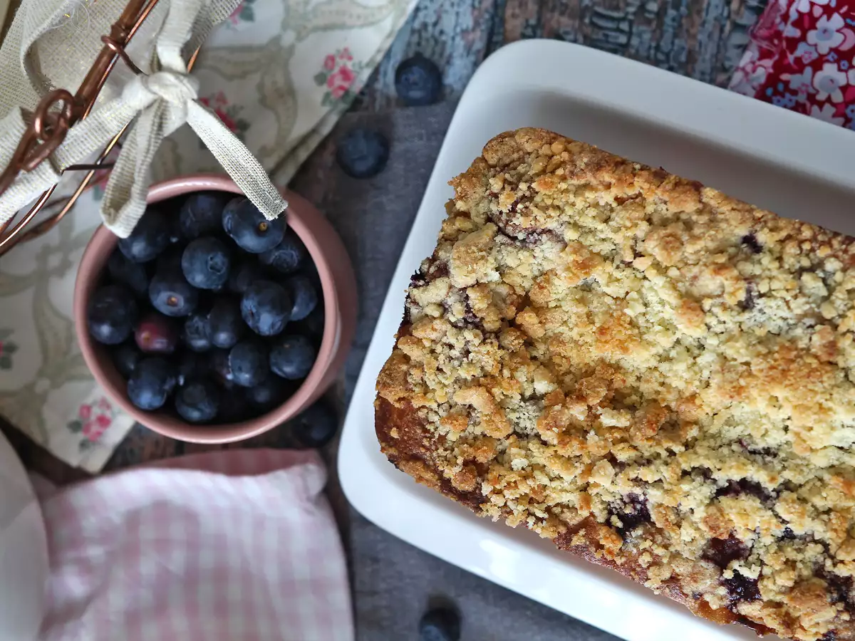 Blueberry crumble cake: kue yang memadukan fondant, kelembutan, dan kerenyahan! - foto 4