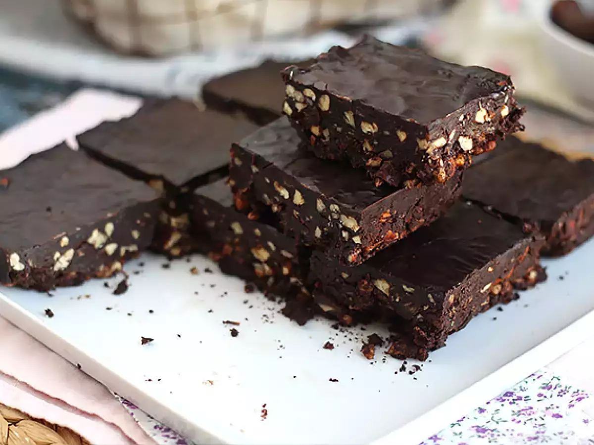 Brawnie - Brownies kurma mentah - foto 4