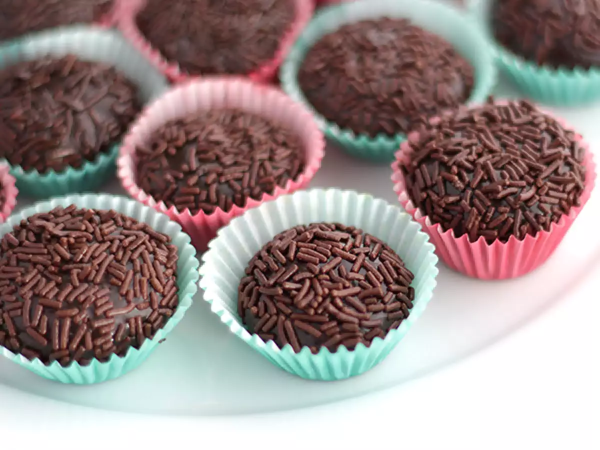 Brigadeiro, penganan kecil khas Brasil - foto 3