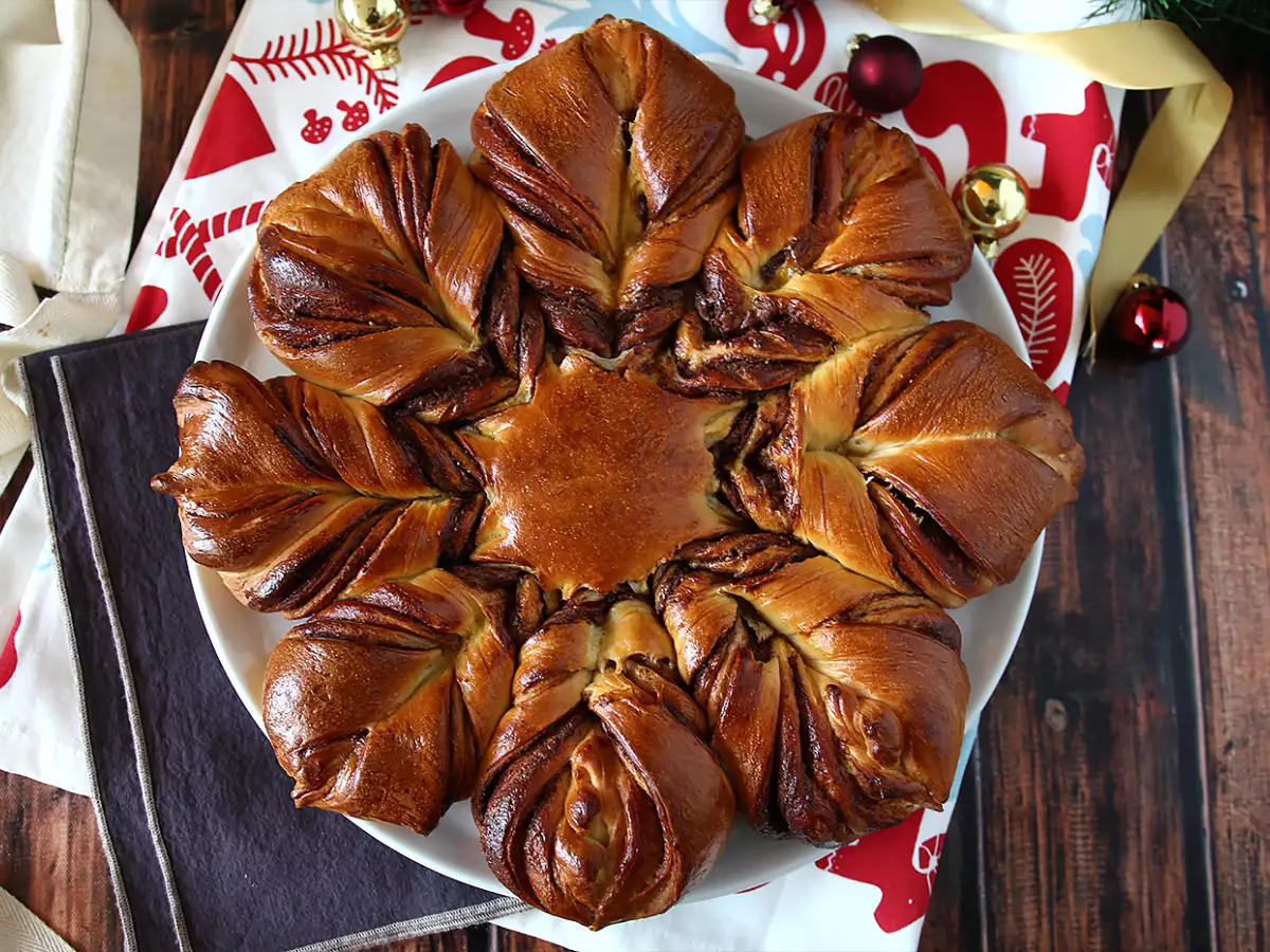 Brioche Kepingan Salju dengan Selai Cokelat Hazelnut