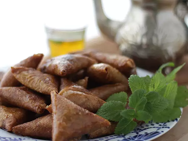 Resep Briouat almond, kue kecil khas maroko