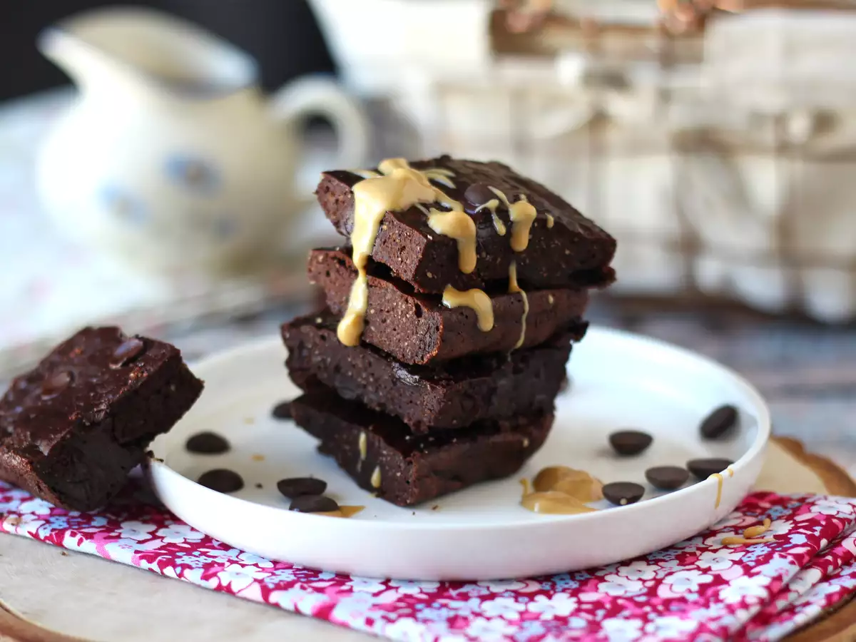 Brownies berprotein dengan whey, bebas gluten alami - foto 6