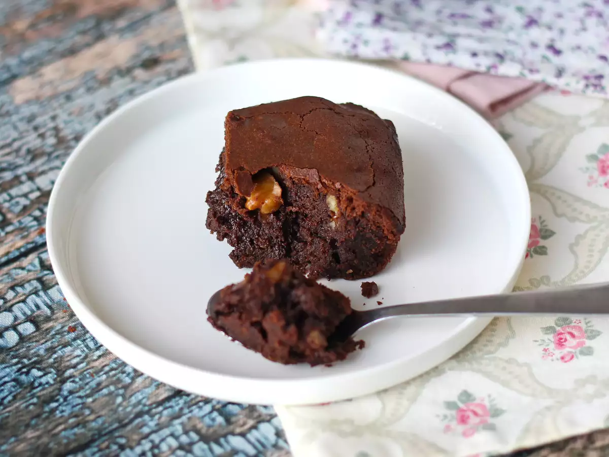 Brownies Cokelat dan Kenari dengan Air Fryer - foto 2