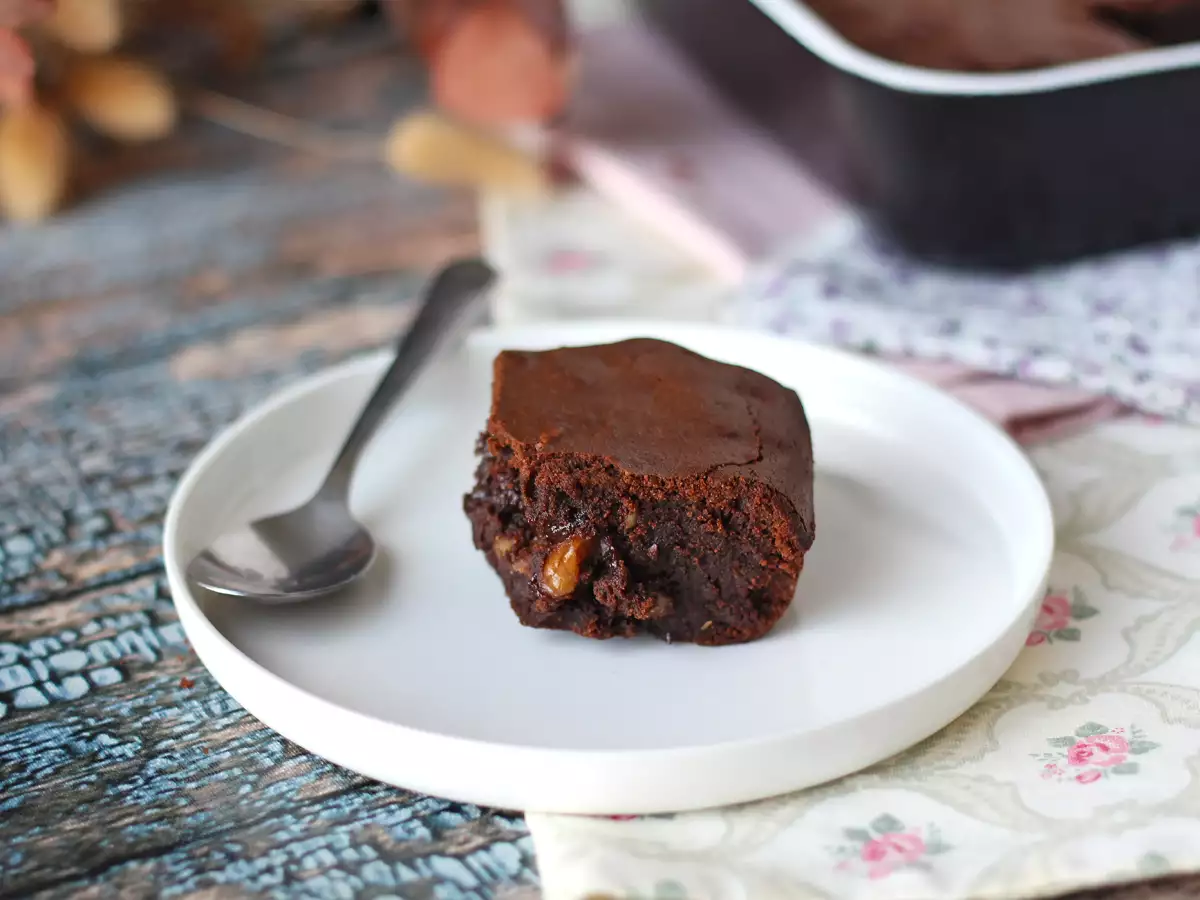 Brownies Cokelat dan Kenari dengan Air Fryer - foto 7