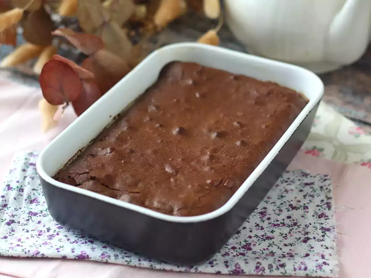 Brownies cokelat dan kenari di penggorengan udara - foto 6