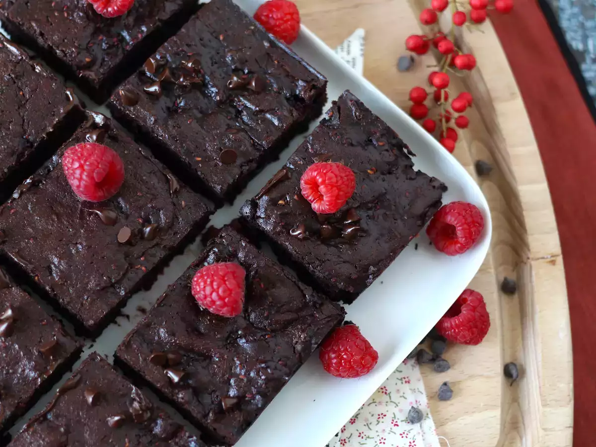 Brownies raspberry cokelat, benar-benar memanjakan lidah! - foto 6