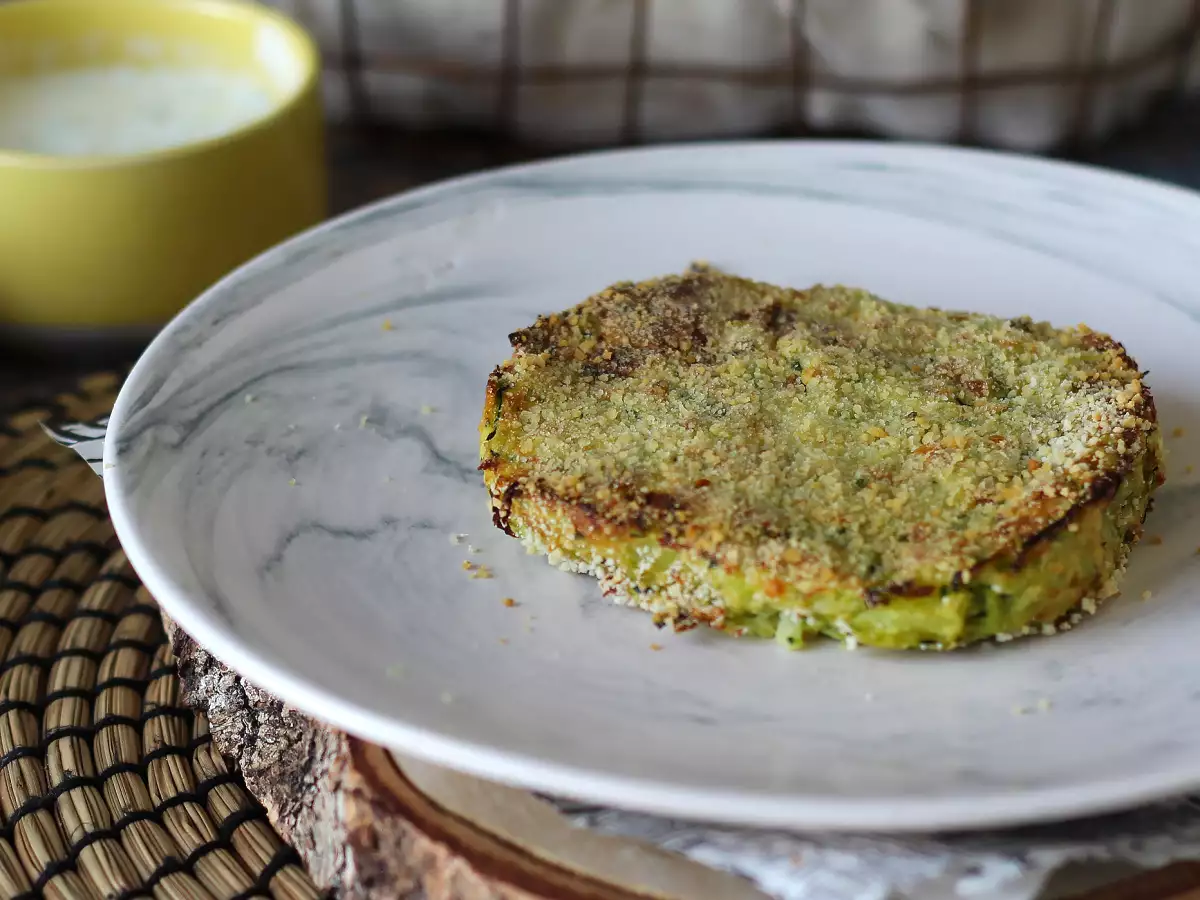 Burger cukini dan kentang dalam penggorengan udara - foto 4