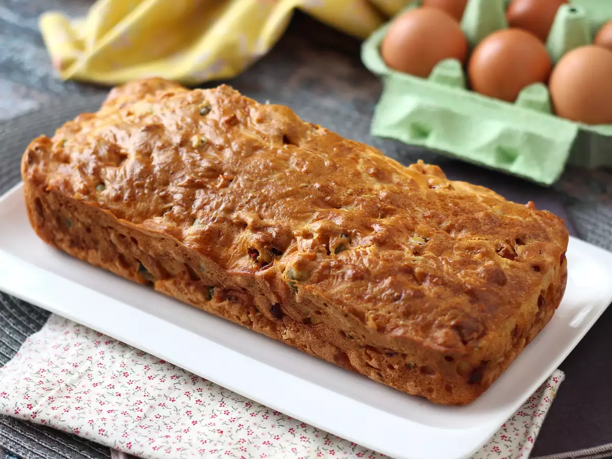 Cake Gurih Ham, Zaitun, dan Tomat Kering dengan Skyr - foto 4