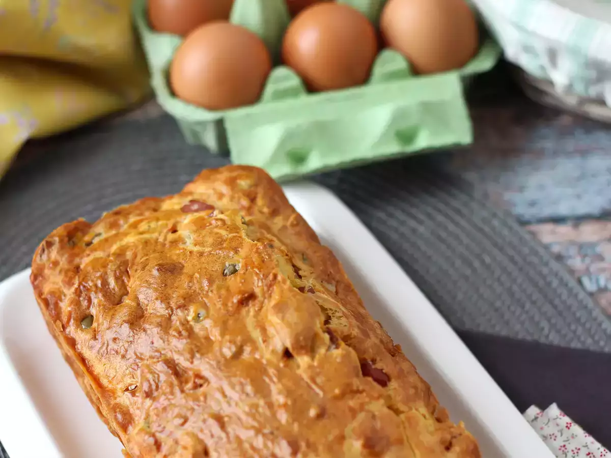 Cake Gurih Ham, Zaitun, dan Tomat Kering dengan Skyr - foto 6