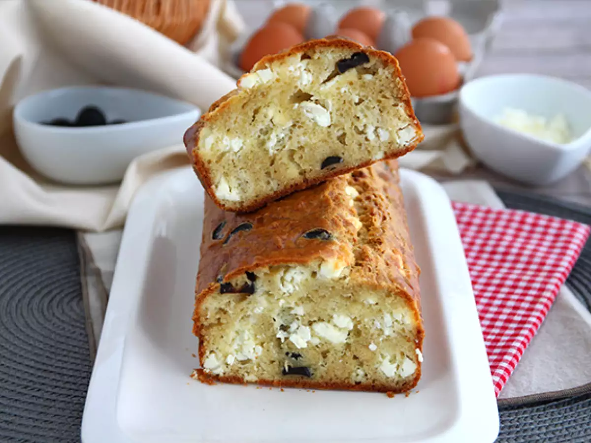 Cake Gurih Zaitun Hitam dan Keju Feta - foto 5