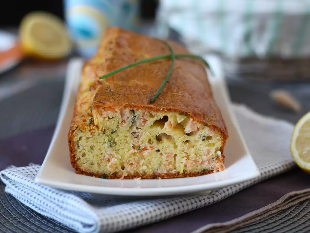 Cake salmon asap, lemon, dan kucai - foto 4