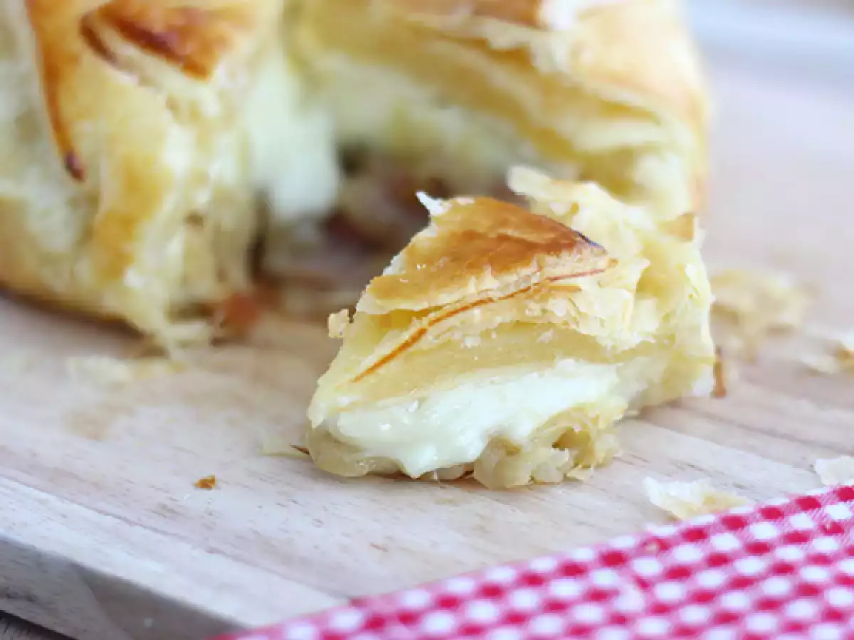 Camembert Berbalut Pastry dengan Ham dan Bawang Bombai - foto 2