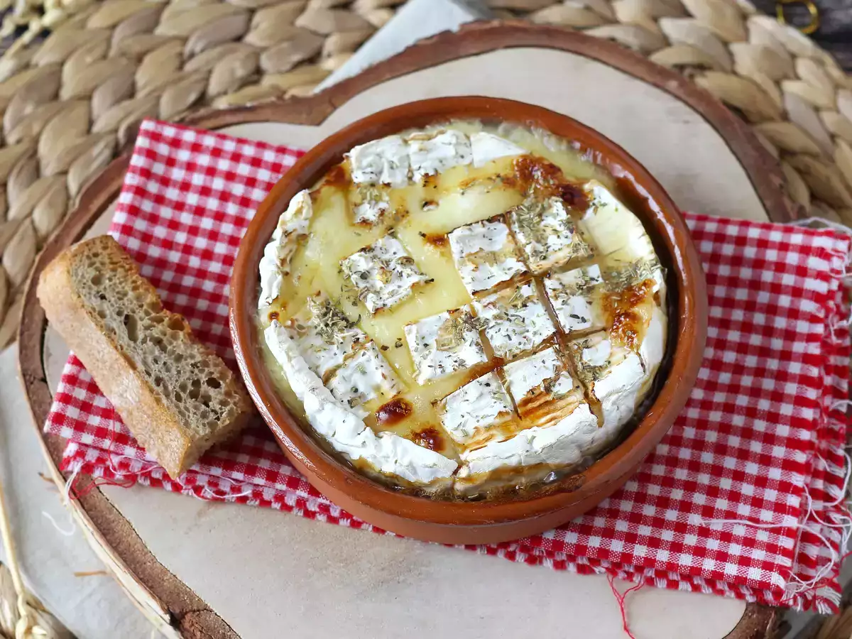 Camembert Panggang Air Fryer yang Meleleh Sempurna! - foto 3