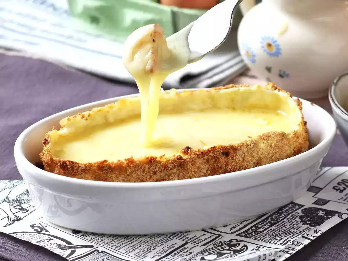 Caprice dilapisi tepung roti para dewa dengan kentang penggorengan - foto 5