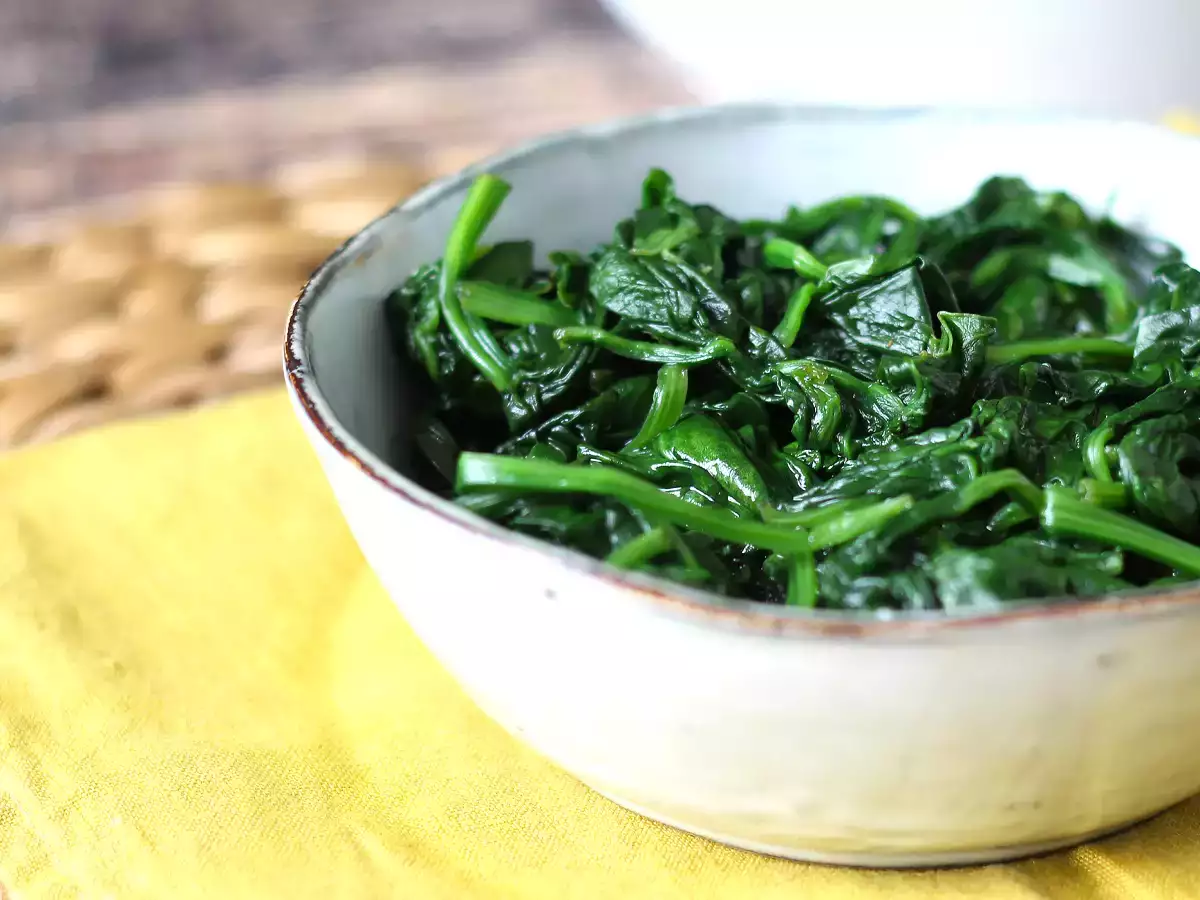 Cara memasak bayam segar - foto 4