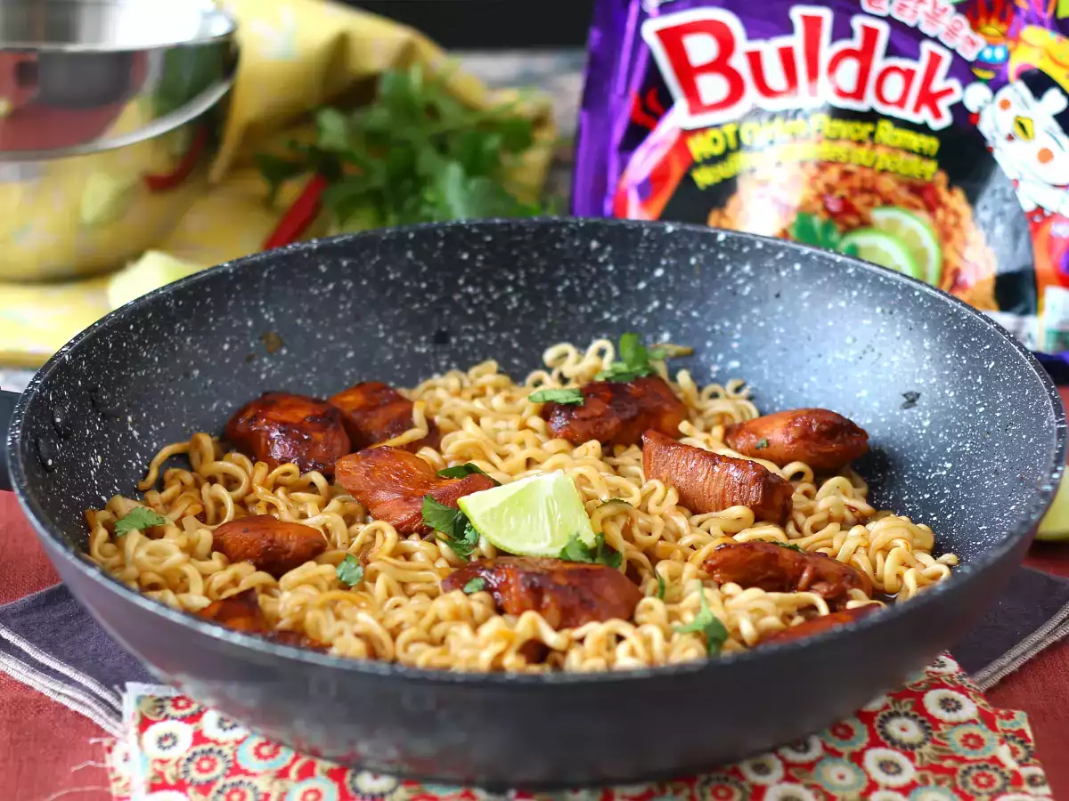 Cara memasak mie jeruk nipis buldak habanero, resep dengan ayam yang diasinkan! - foto 5