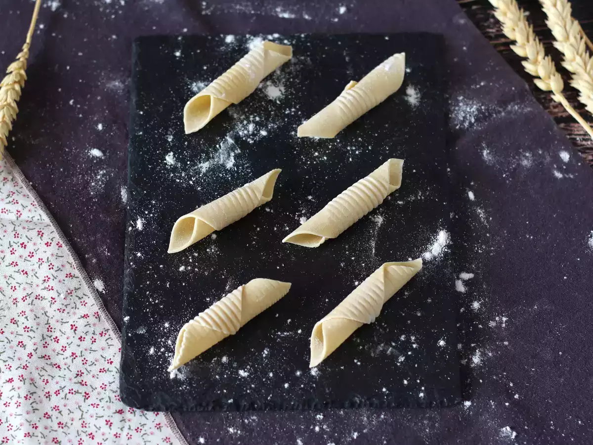 Cara menyiapkan garganelli telur - foto 3