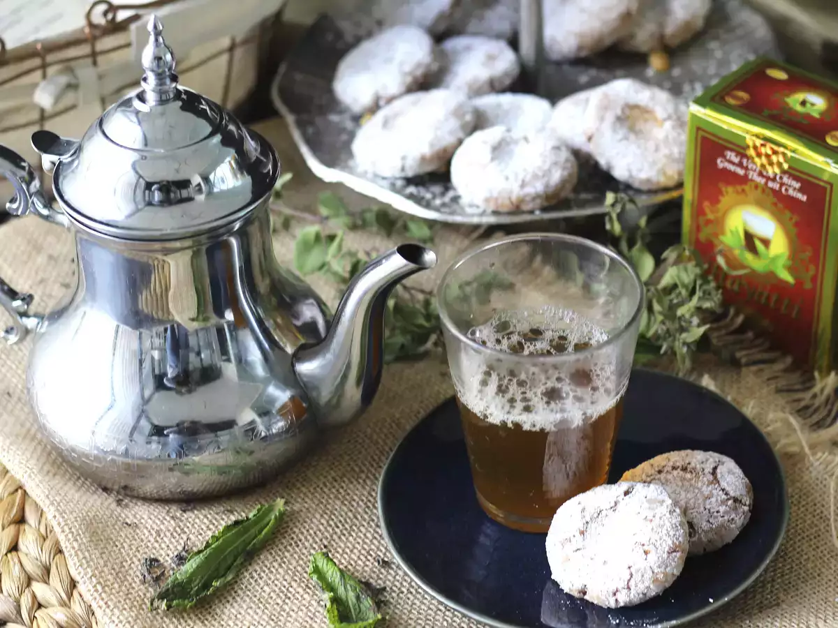 Cara menyiapkan teh peppermint Maroko yang otentik - foto 6