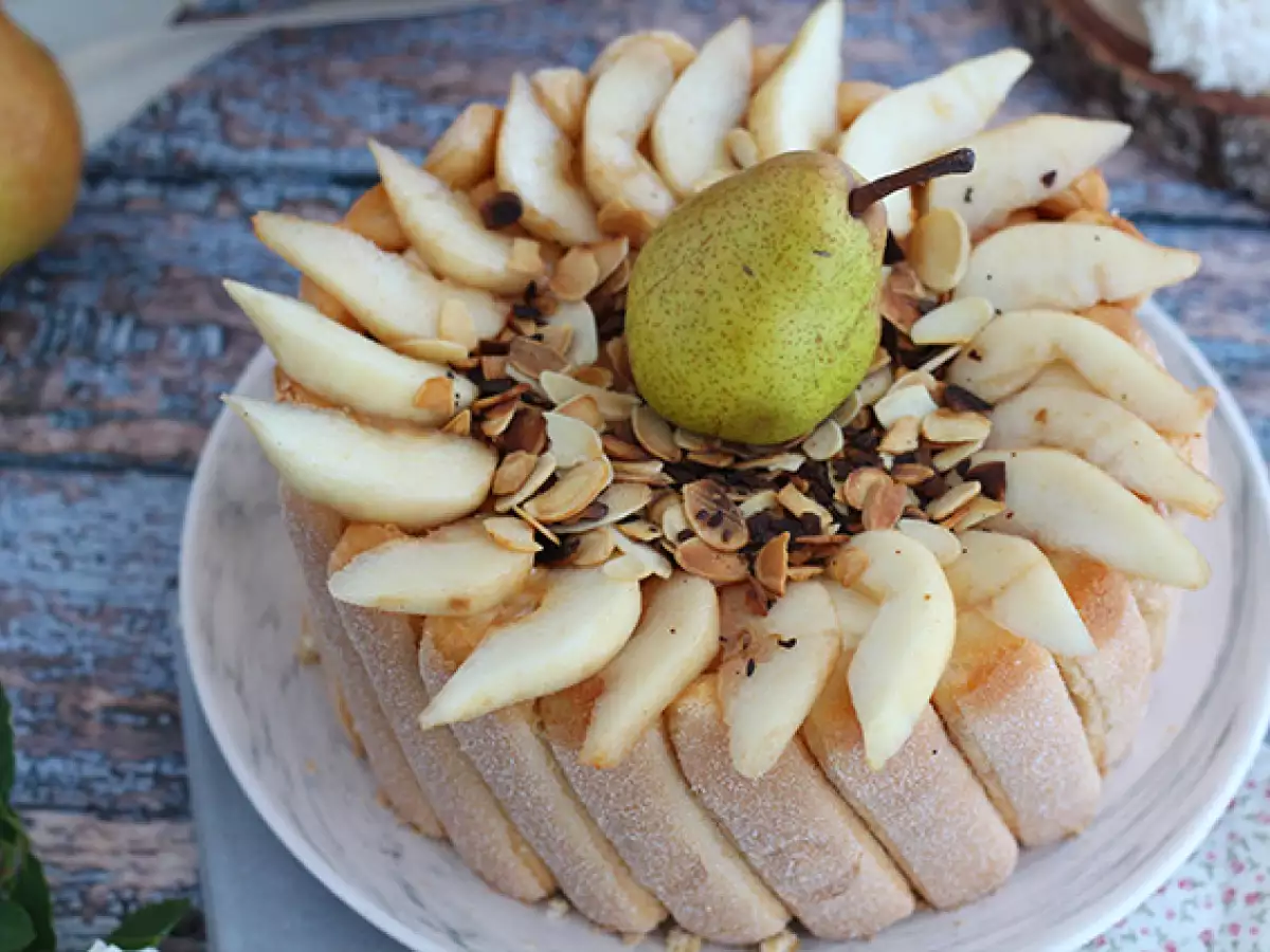 Charlotte Pir dengan Kacang Almond Panggang - foto 5