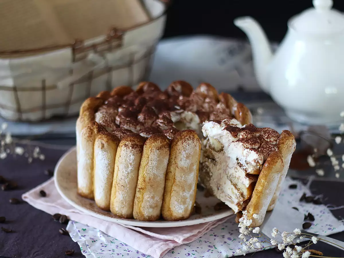Charlotte Tiramisu Lezat Tanpa Telur - foto 6