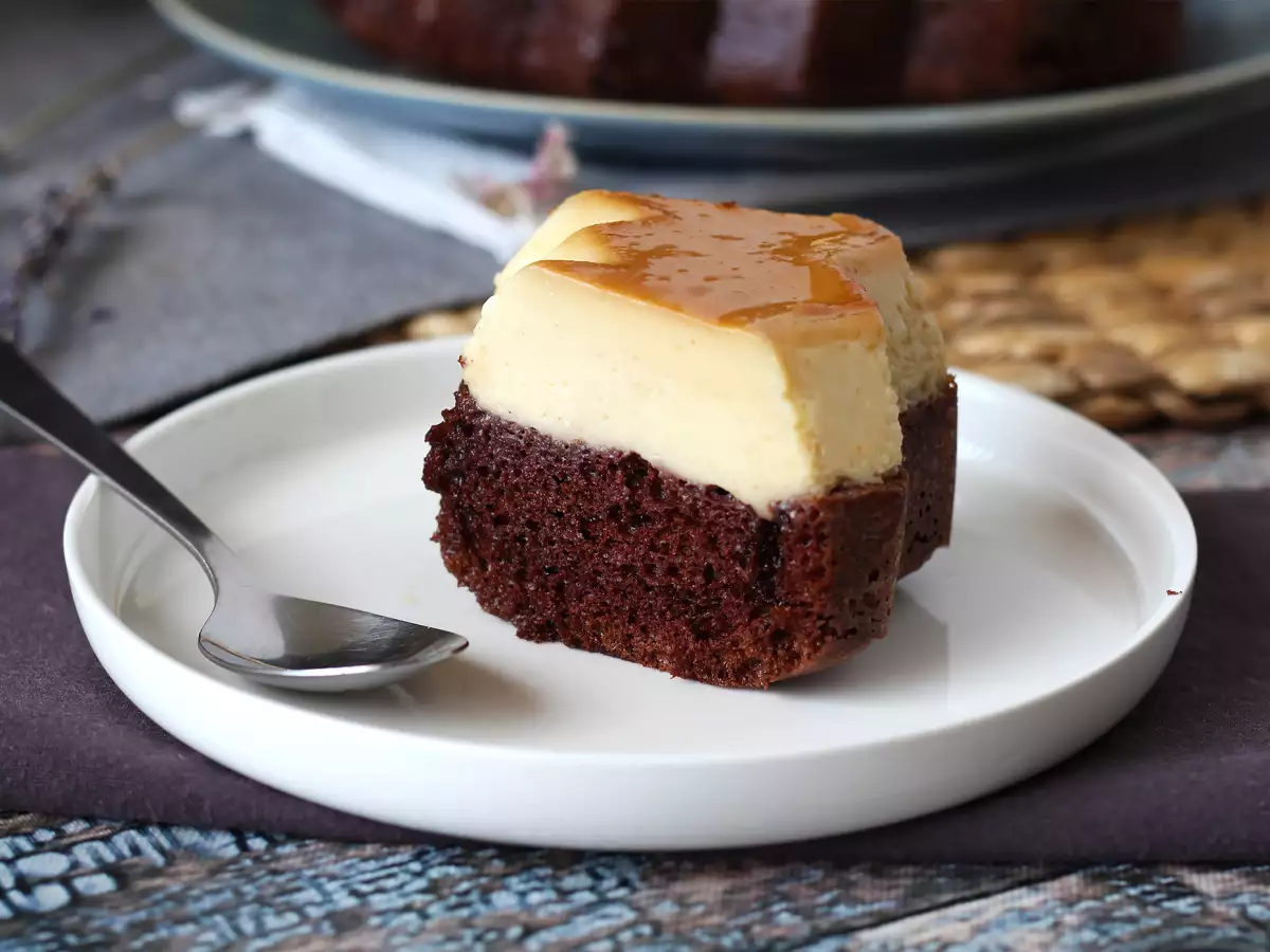 Choco flan, kombinasi sempurna antara kue cokelat yang lembab dan flan karamel vanila - foto 8