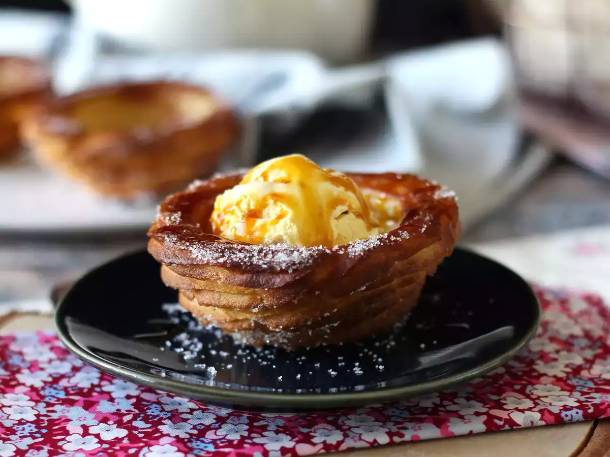 Churros panggang berbentuk mangkuk dengan topping yang melimpah - foto 2