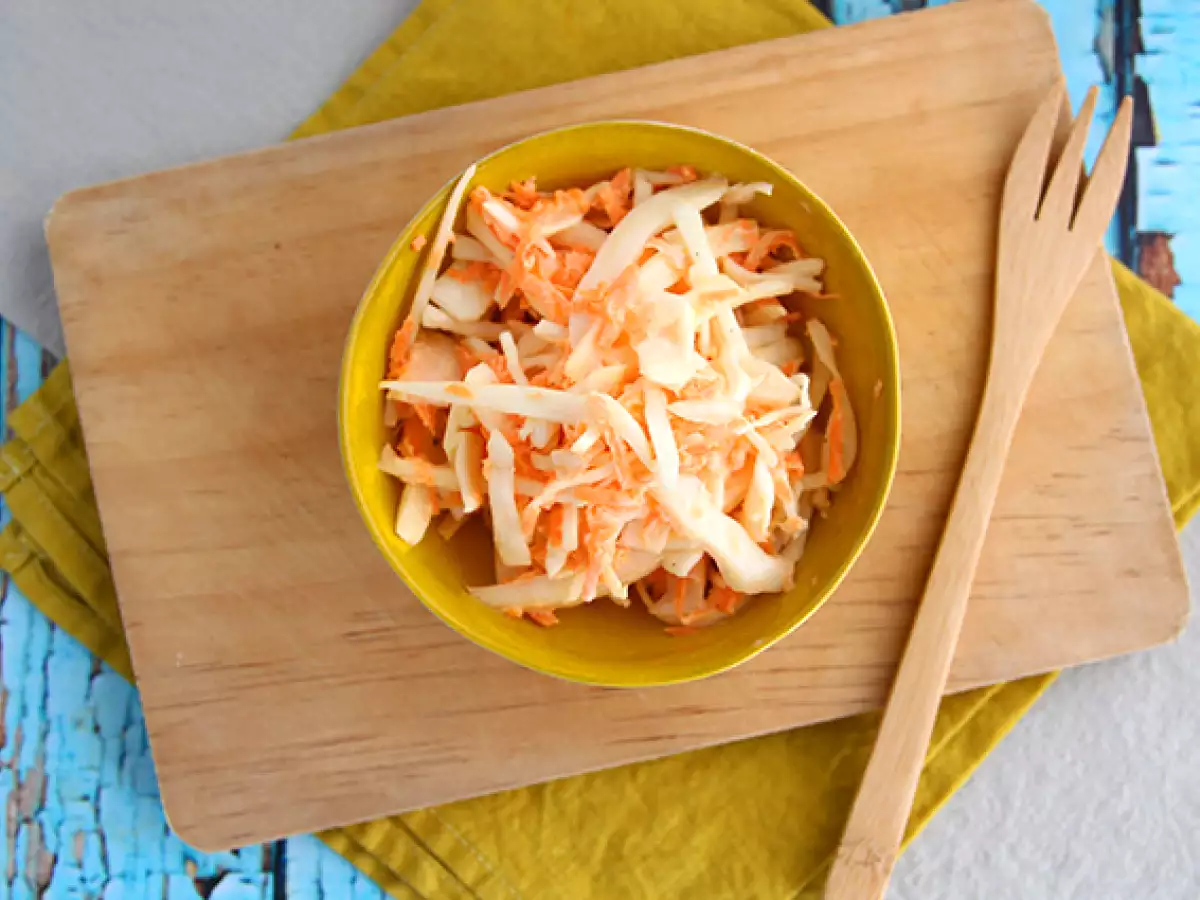 Coleslaw ala Amerika (salad kubis dan wortel) - foto 2