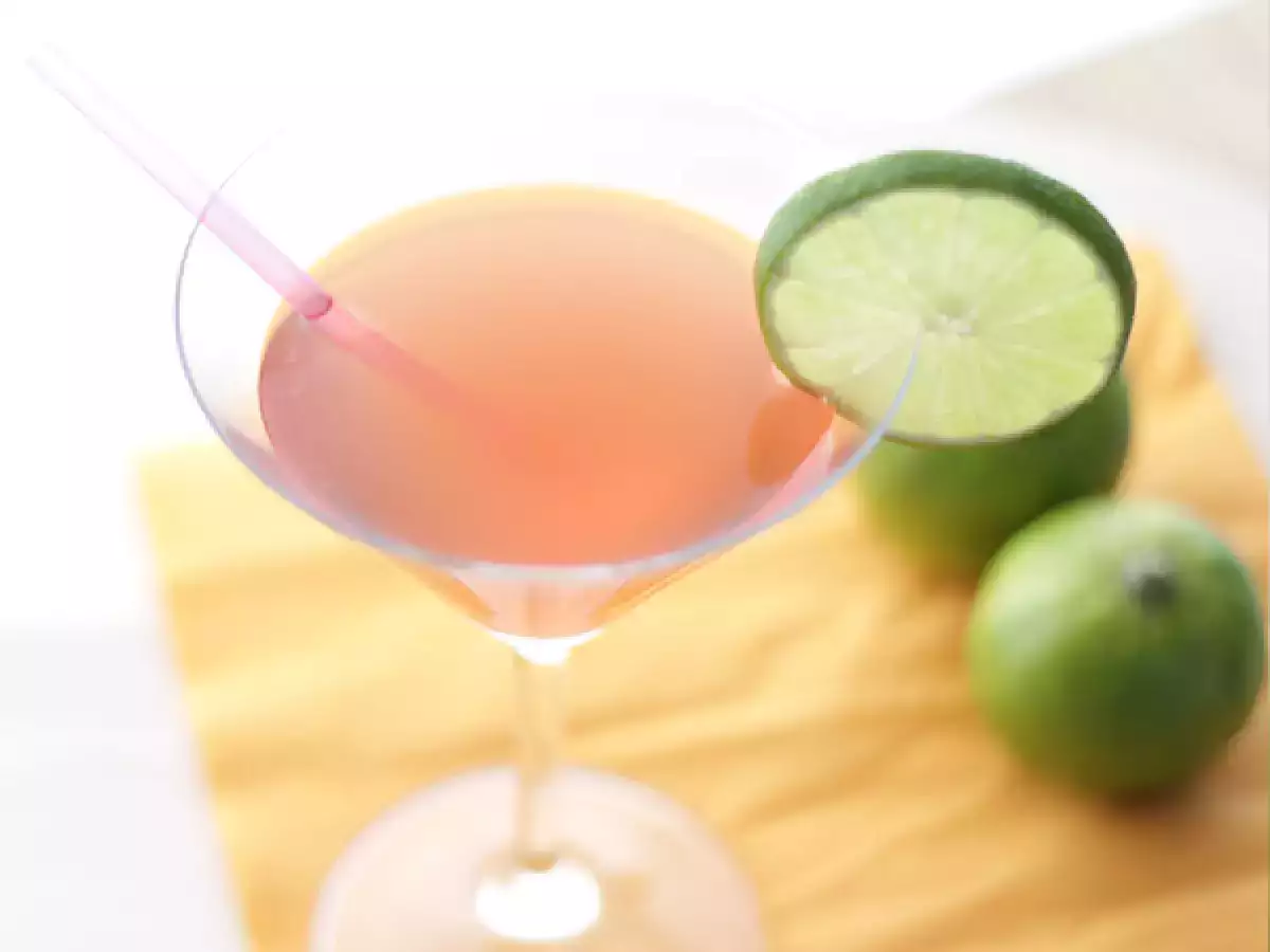 Cosmopolitan dengan jus cranberry - foto 3