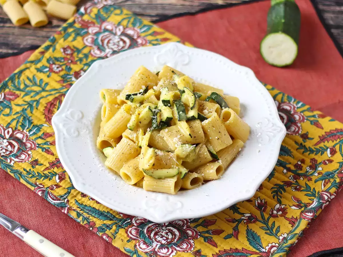 Courgette Carbonara: resep vegetarian yang mudah dibuat - foto 7