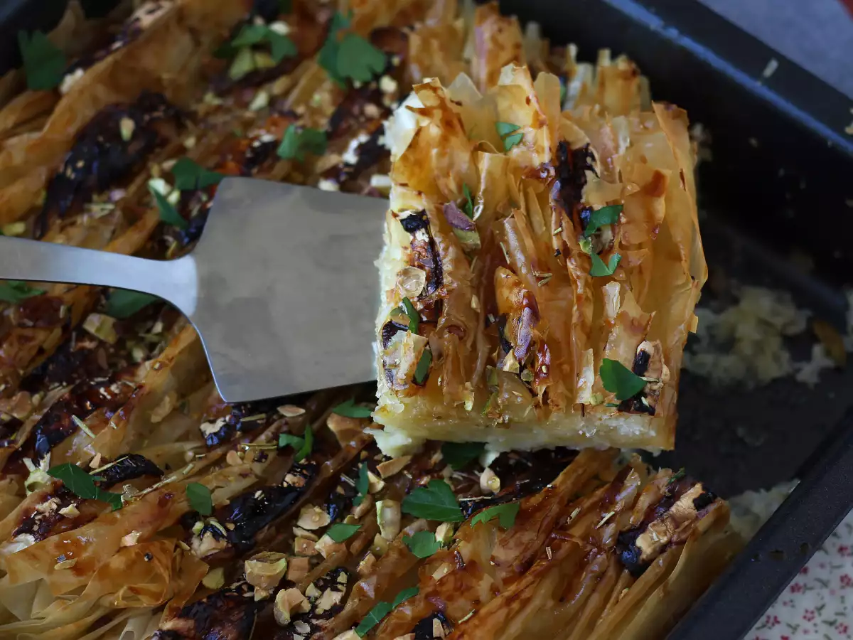 Crinkle cake gurih dengan keju kambing dan madu - foto 4