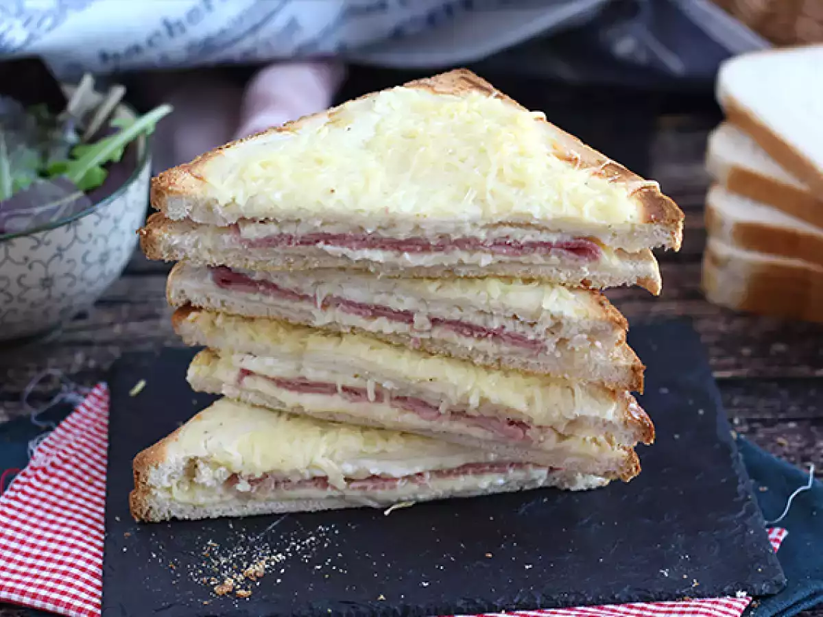 Croque-monsieur gourmet dengan saus béchamel - foto 3