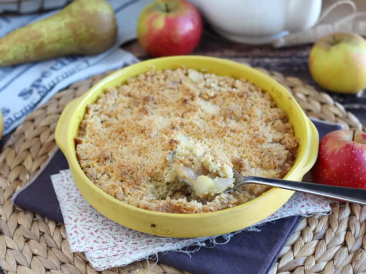 Crumble Apel dan Pir: Renyah di Atas, Lembut di Dalam - foto 5