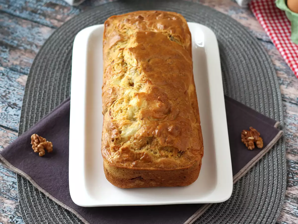 Daging asap, keju kambing, dan kue kenari - foto 2