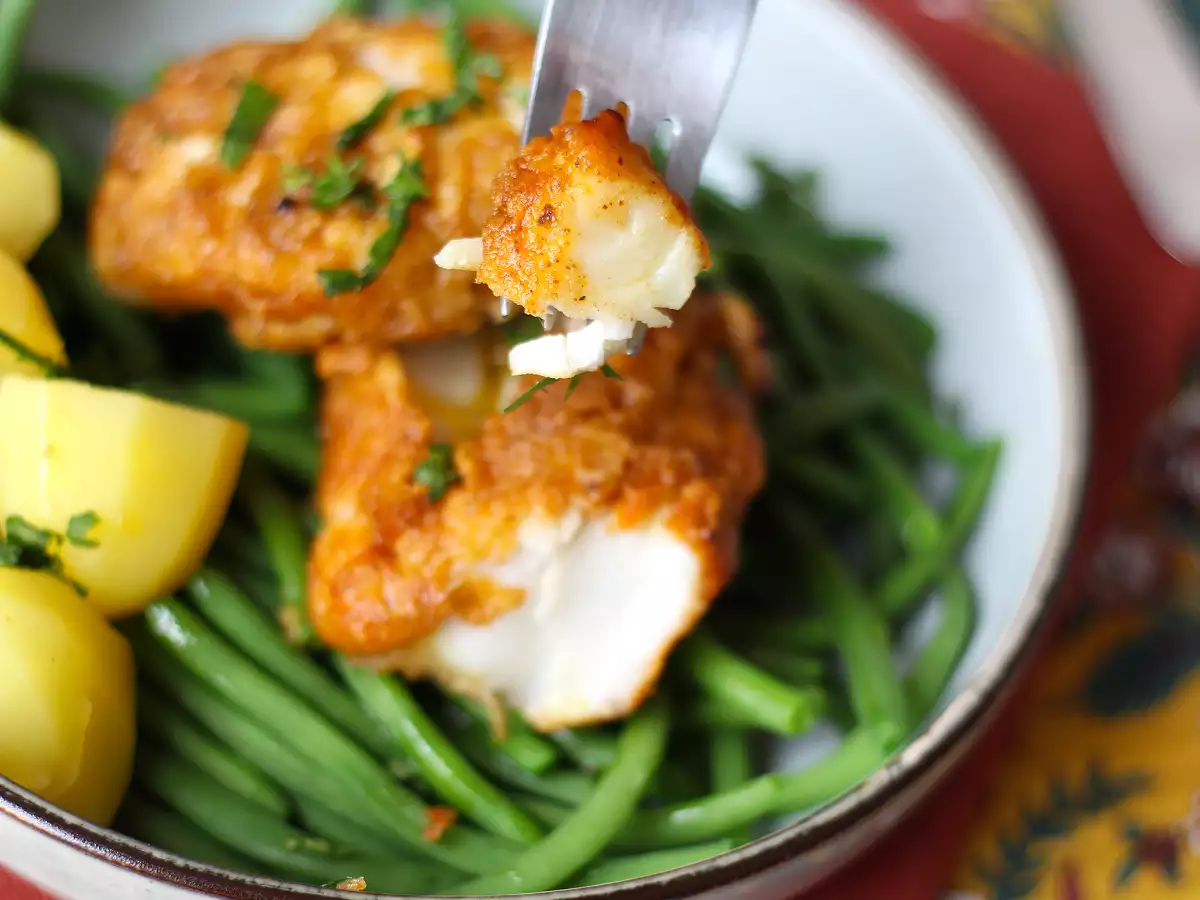 Daging punggung ikan kod dengan perasan lemon, bawang putih, dan rempah-rempah - foto 4