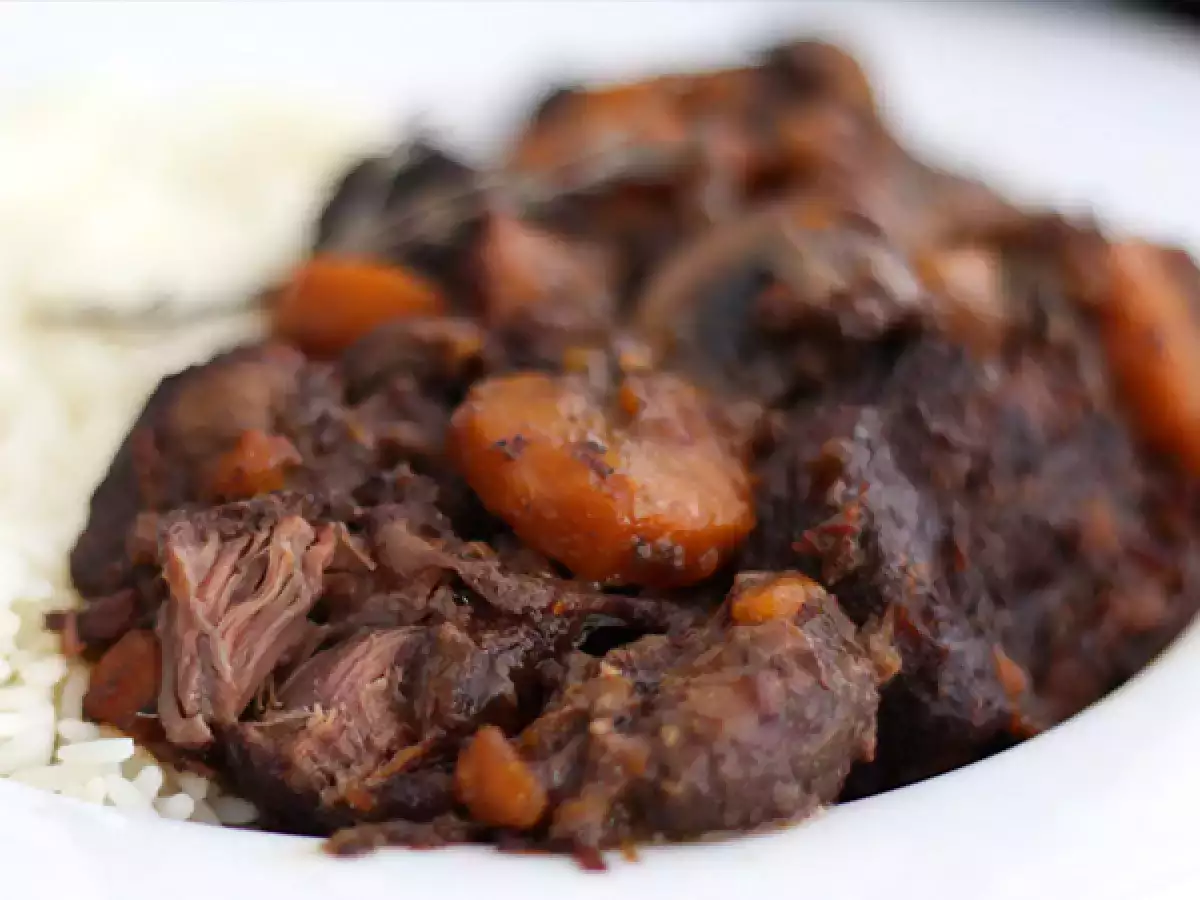 Daging sapi bourguignon - foto 2