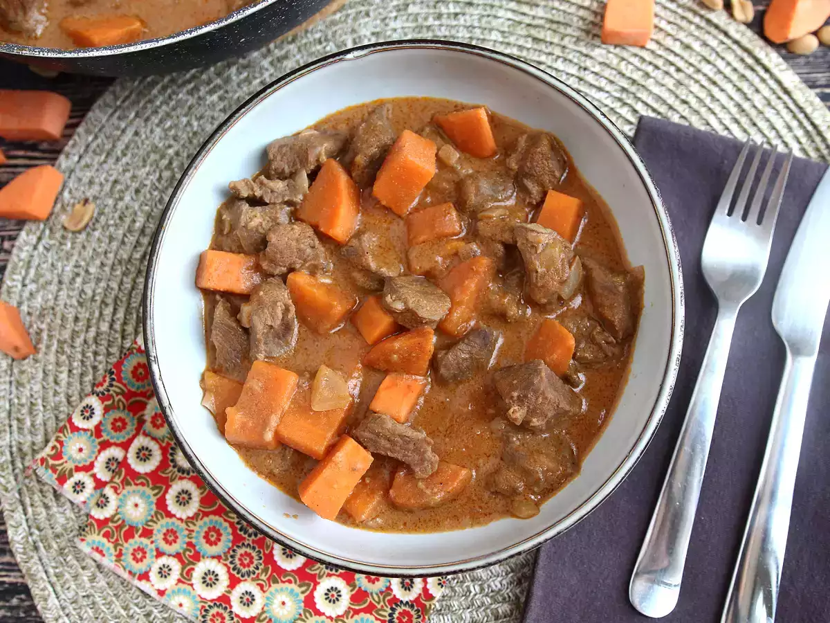 Daging sapi dengan mafé (versi yang mudah dan tetap lezat!) - foto 5