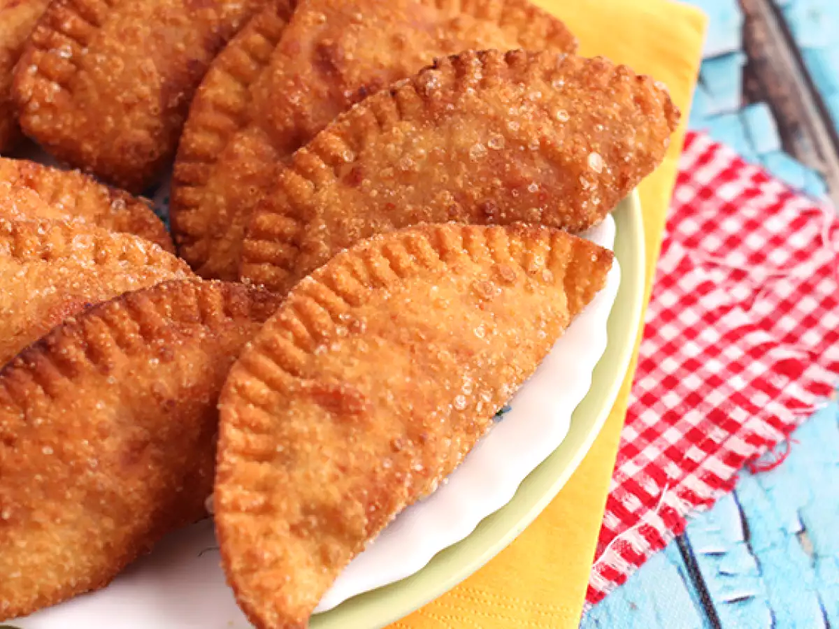 Empanada Tuna dengan Kulit Buatan Sendiri - foto 3
