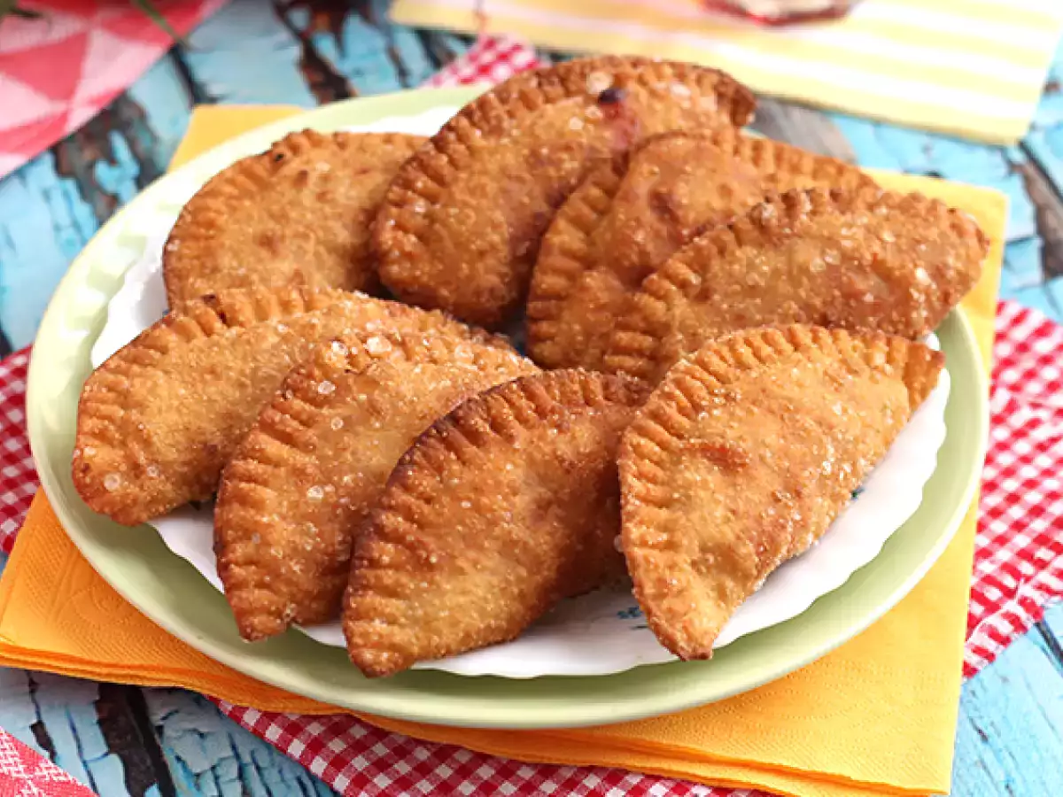 Empanada Tuna dengan Kulit Buatan Sendiri - foto 5