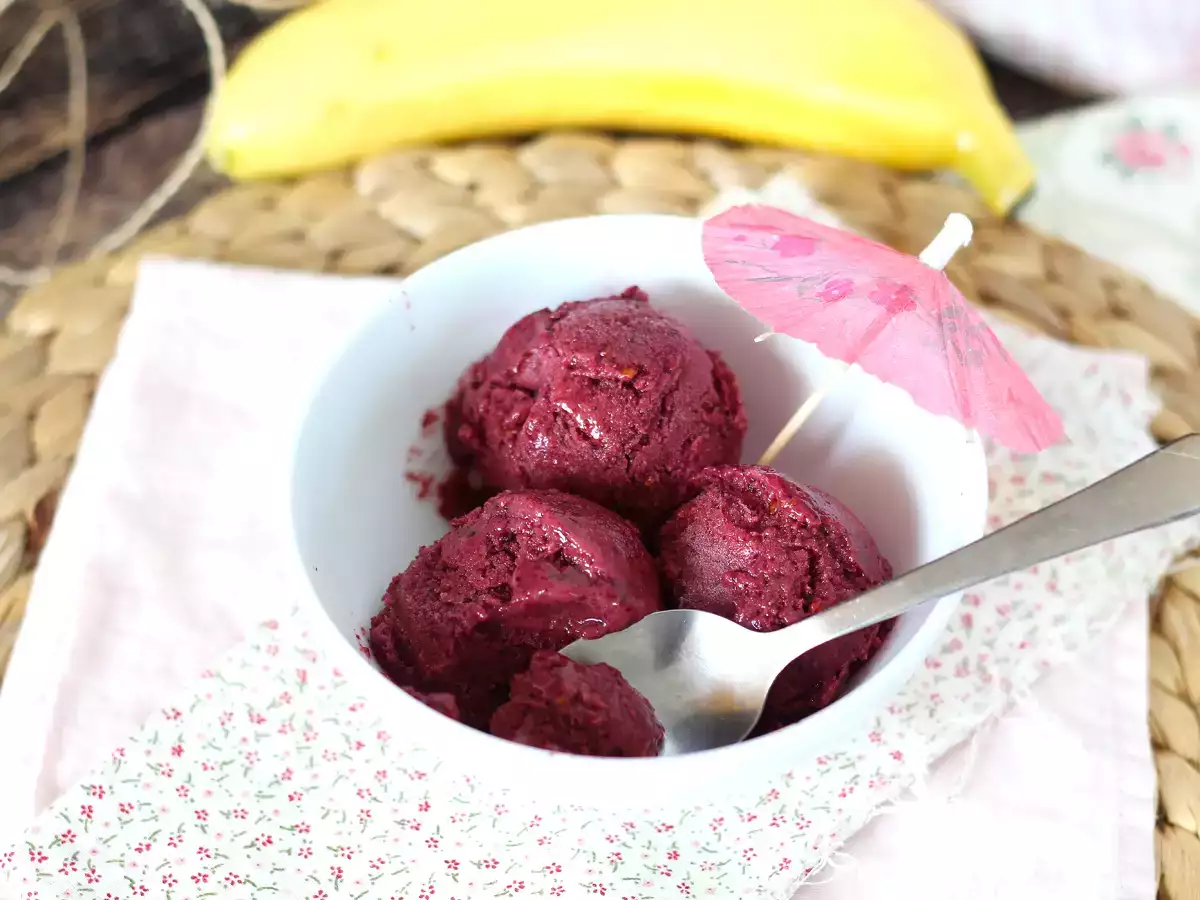 Es krim buah merah vegan: pisang krim yang enak, sangat mudah dibuat! - foto 3