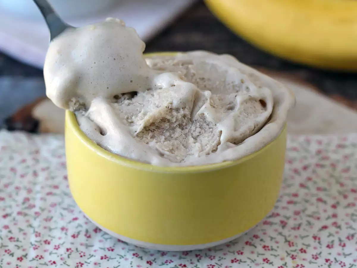 Es Krim Whey Vanila: Tinggi Protein, Cepat, dan Hanya dengan 3 Bahan! - foto 3